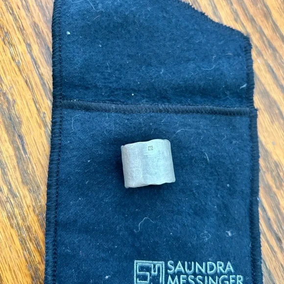 Saundra Messinger Sterling Silver w/Diamond Ring - Picture 4 of 7